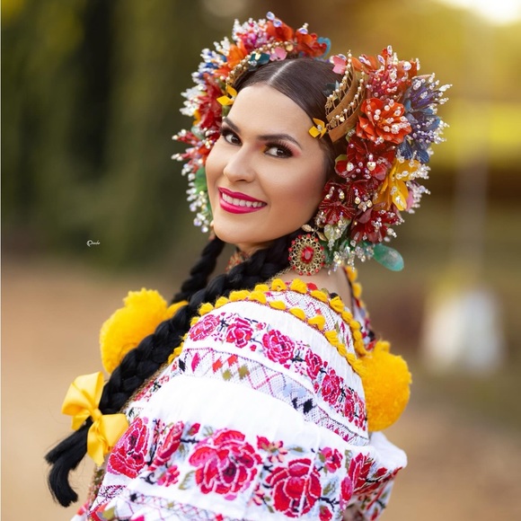 Meet your Posher, Karlies - Picture 1 of 1